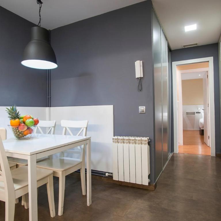 BBarcelona Sagrada Familia Flats - Apartment with Balcony - 10
