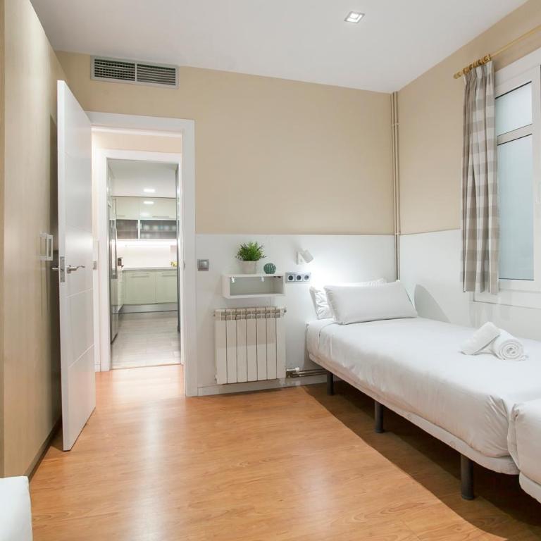 BBarcelona Sagrada Familia Flats - Apartment with Balcony - 14