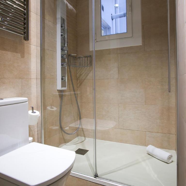 BBarcelona Sagrada Familia Flats - Apartment with Balcony - 18