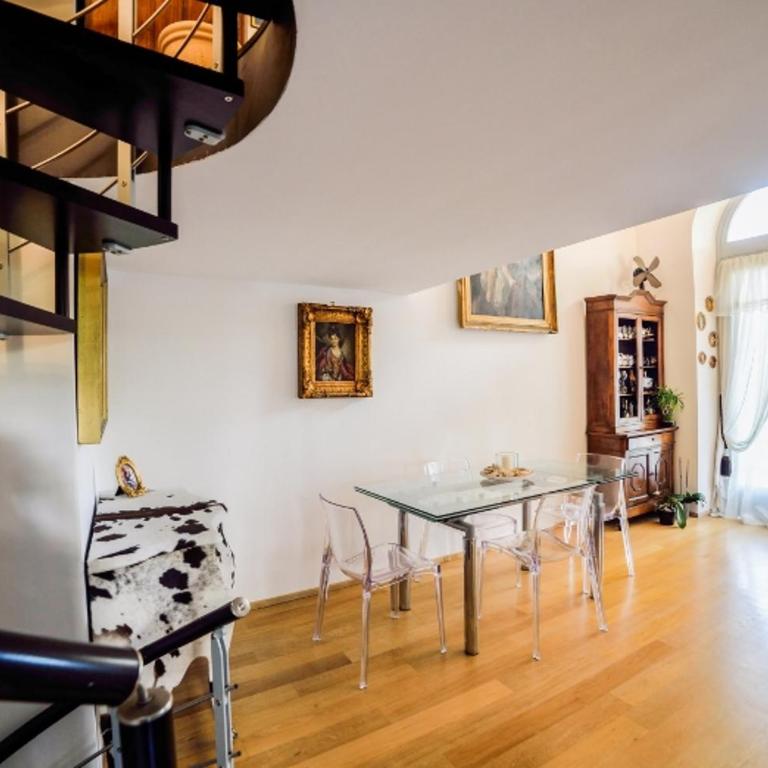 Diodato Suite Apartment - Amazing Location, WiFi, Pool, Sauna, Gym & Private Garden - Appartement 2 Chambres - 8