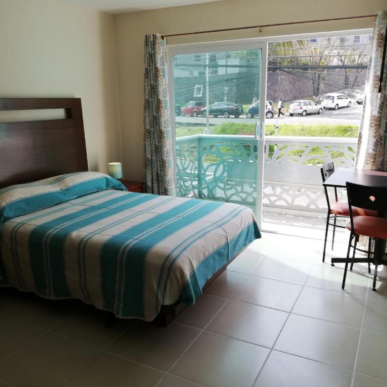 CORDIALITY INN - Habitación Doble con balcón - 1