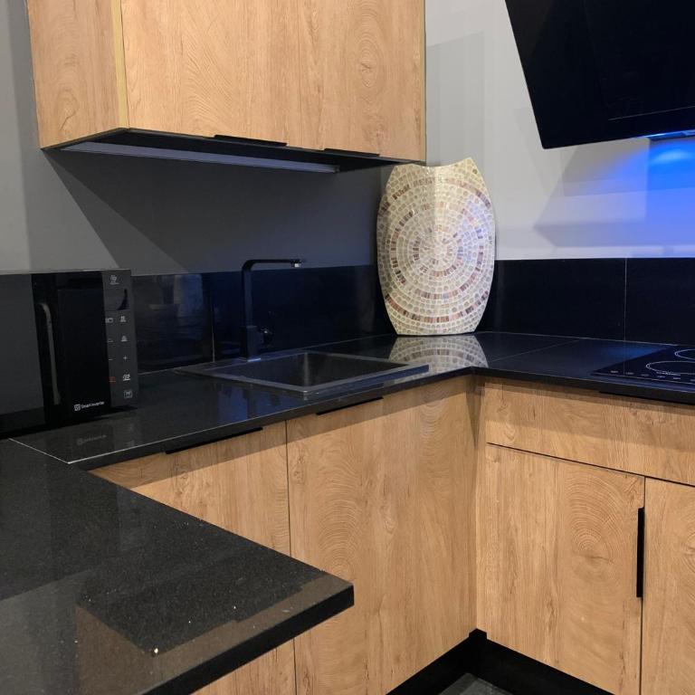 San Fernando 24 - One-Bedroom Apartment with Spa Bath - 13