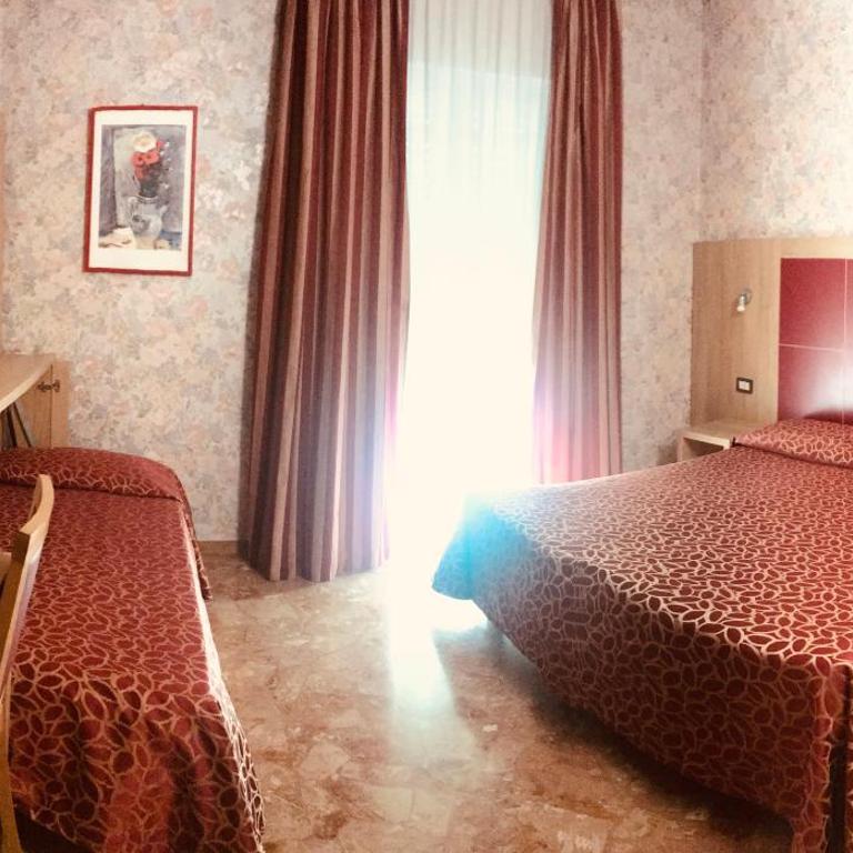 Hotel San Carlo - Camera Tripla - 2