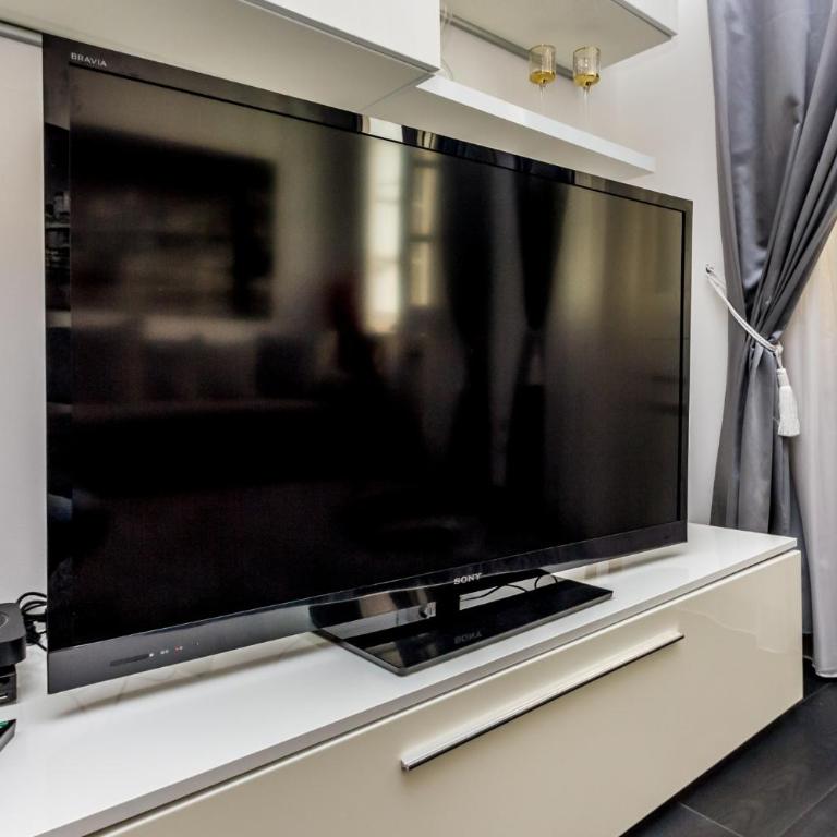 Elegant House Via Pia - Appartamento con 2 Camere da Letto - 10