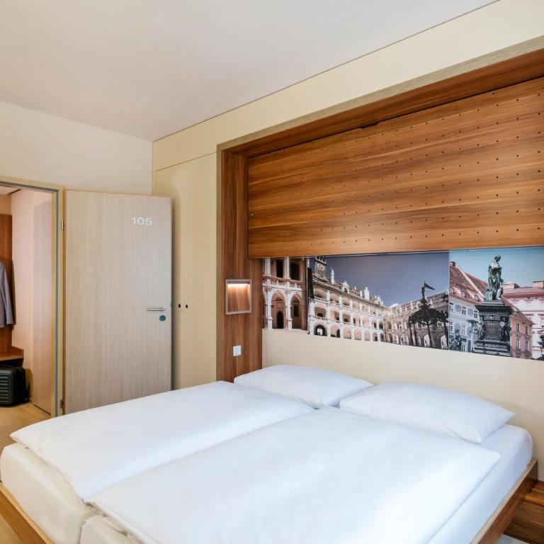 JUFA Hotel Graz City - Dreibettzimmer - 2