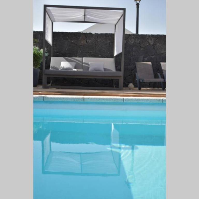 VILLA MANUEL -LANZAROTE - Three-Bedroom Villa - 2