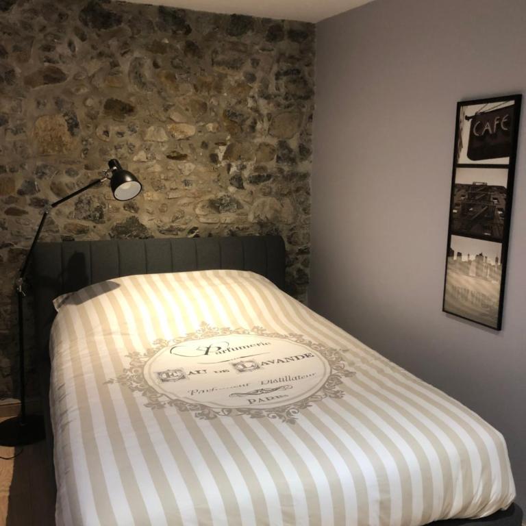 Immeuble de charme La Tronche - Appartement - Rez-de-Chaussée - 3