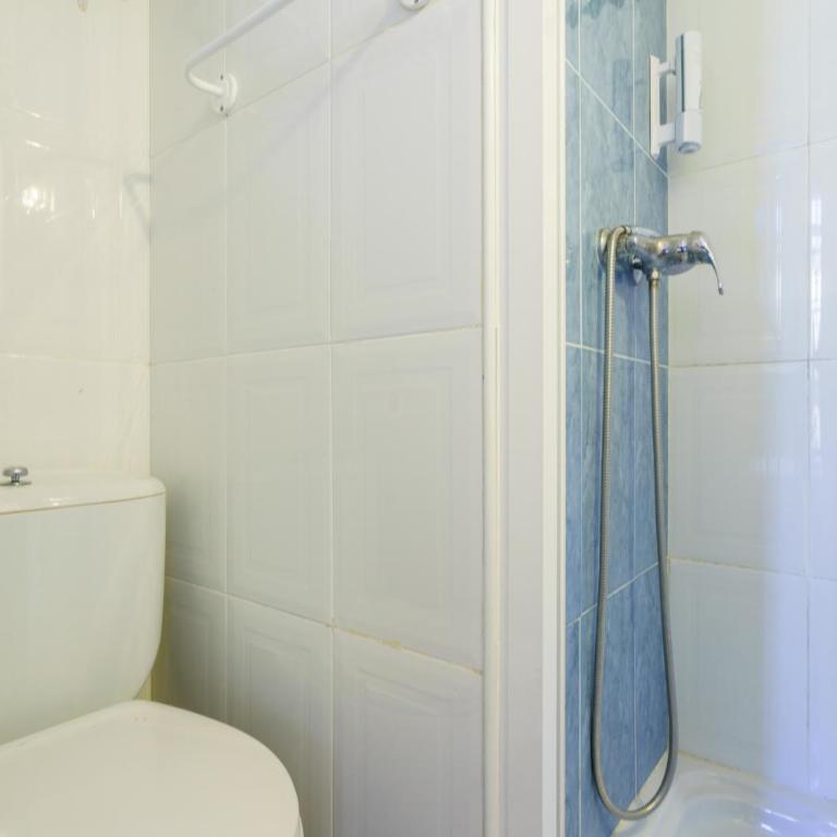 Hostal Austria - Camera Matrimoniale con Balcone - 15