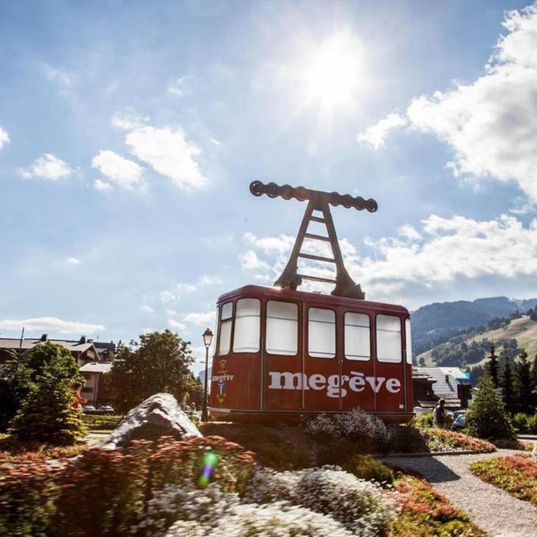 welcoming apartment with swimming pools near the Megève ski slopes - Appartement - 3