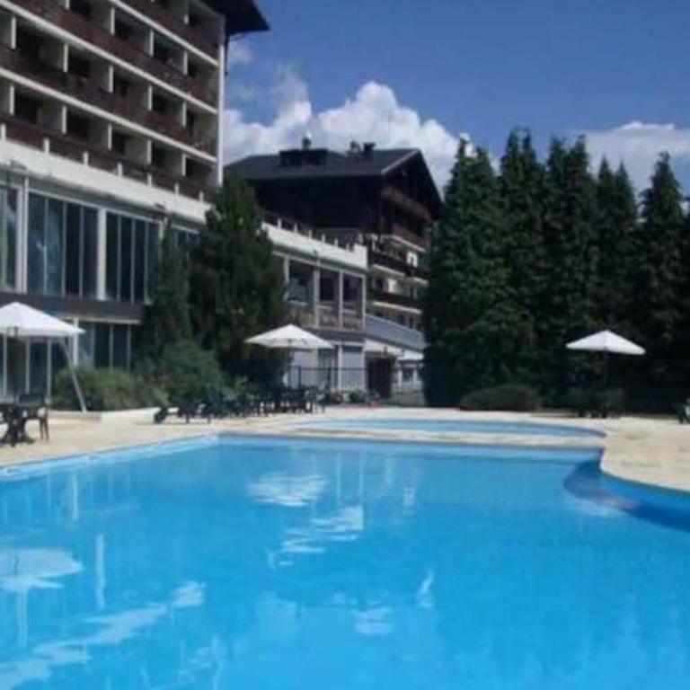 welcoming apartment with swimming pools near the Megève ski slopes - Appartement - 10