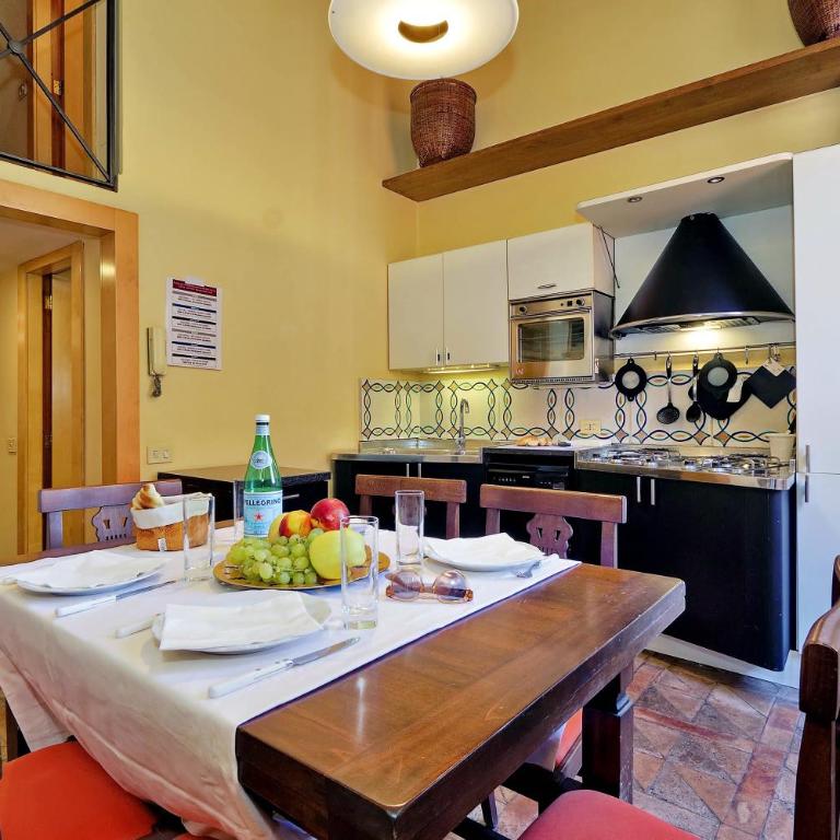 Campo Dei Fiori Home - Appartamento con 2 Camere da Letto - 15