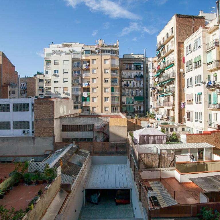 BBarcelona Gaudí Flats - Two-Bedroom Apartment - 1,2 - 4