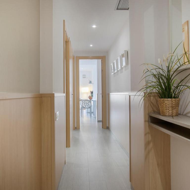 BBarcelona Gaudí Flats - Two-Bedroom Apartment - 1,2 - 25