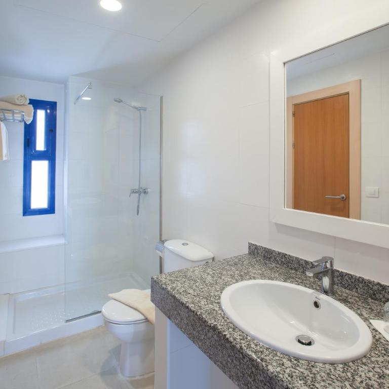 Grupotel Cinco Plazas - One Bedroom Apartment (3 adults + 1 child) - 2