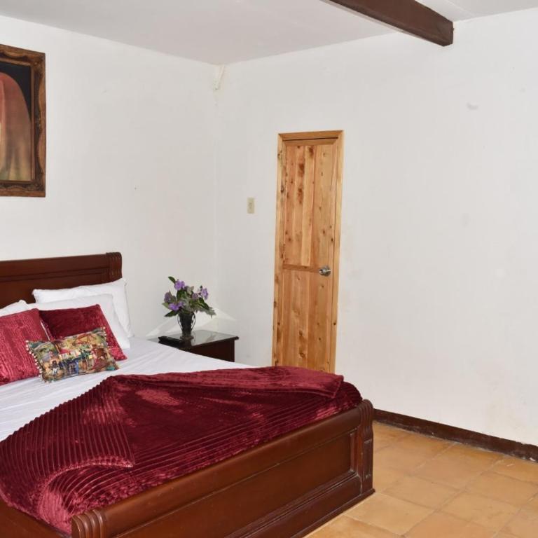 ALOJAMIENTO MI TESORITO - Habitación Doble Deluxe (2 adultos + 1 niño) - 2