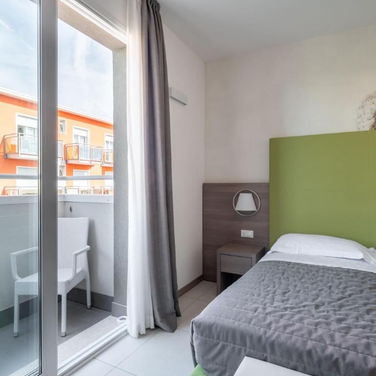 Hotel Iris Jesolo - Junior Suite con Vista Mare - 3