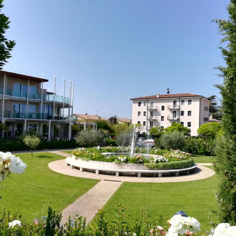 Suite Francy Panorama LAKE VIEW - Appartamento Deluxe con 2 Camere da Letto e Balcone - 41