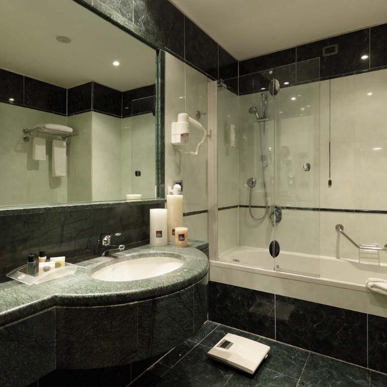 Holiday Inn Turin Corso Francia by IHG - Camera Premium - 3