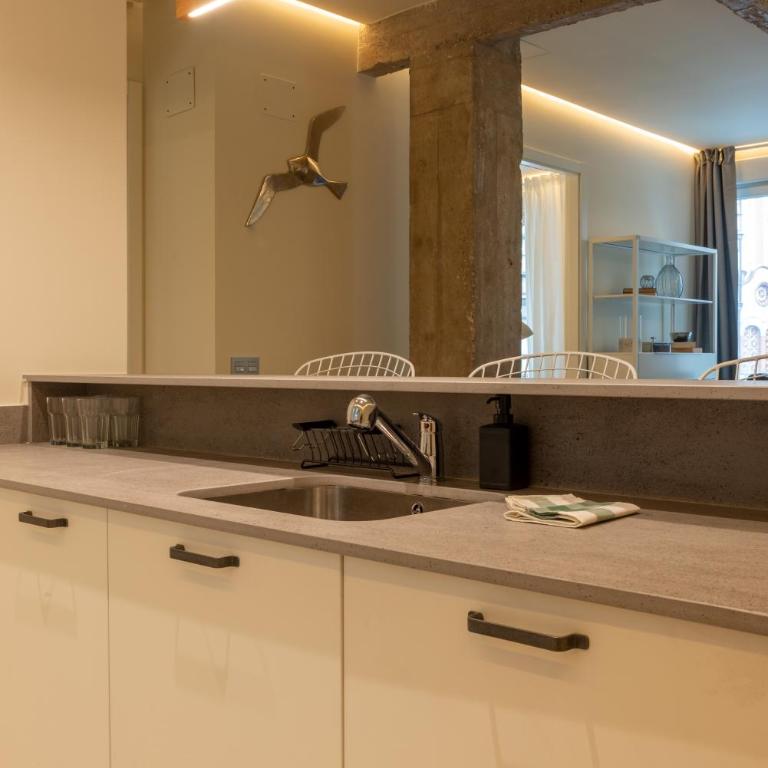 Alhondiga by Staynnapartments - Two-Bedroom Apartment - 6