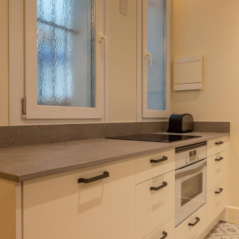 Alhondiga by Staynnapartments - Two-Bedroom Apartment - 25