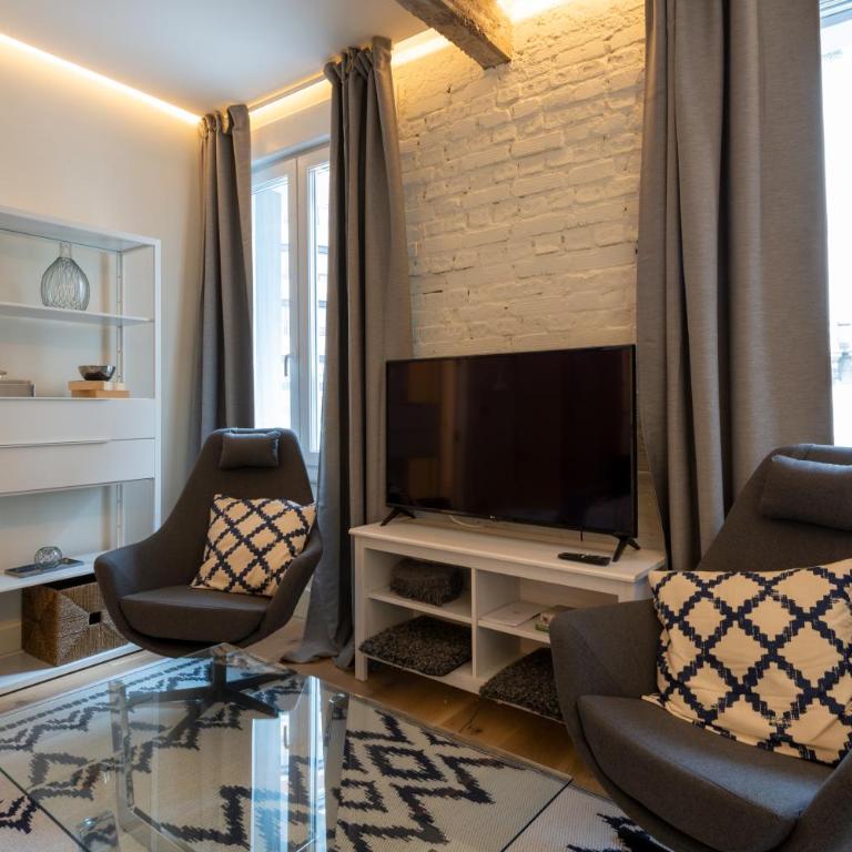 Alhondiga by Staynnapartments - Two-Bedroom Apartment - 27