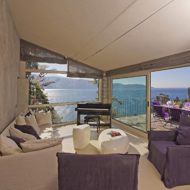 Villa Rachele: stunning luxury villa in centre Gargnano with private pool and breathtaking views - Villa con piscina privada - 52
