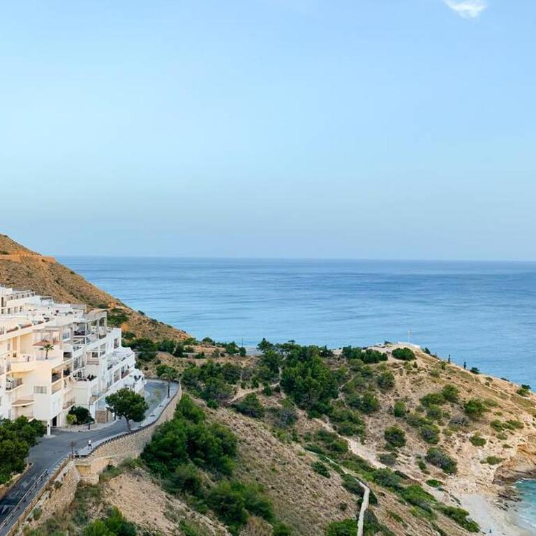 BALCÓN AL MEDITERRÁNEO Y SKYLINE DE BENIDORM - Apartamento de 1 dormitorio - 52