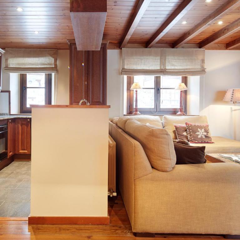 Val de Ruda Luxe 65 by FeelFree Rentals - Two-Bedroom Apartment - 9