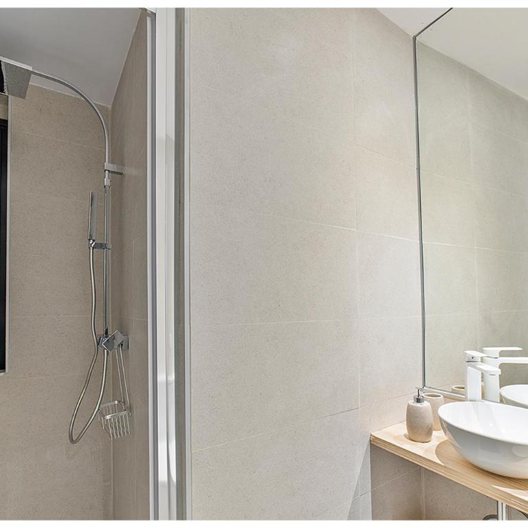Apartamentos Madrid Rio - One-Bedroom Apartment - 7