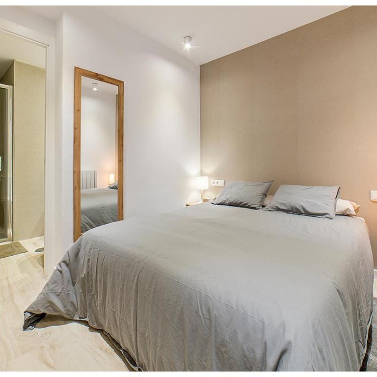 Apartamentos Madrid Rio - One-Bedroom Apartment - 1