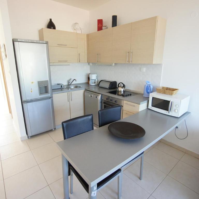 Apartments Bečići Sunset - Two-Bedroom Apartment - 12