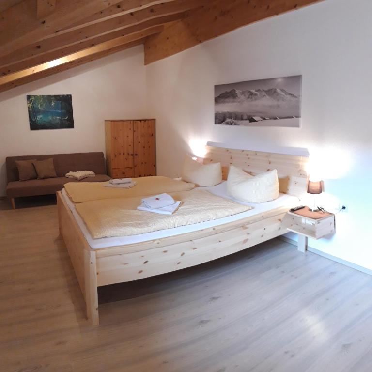 Talhammerhof - Two-Bedroom Apartment with Balcony - 16