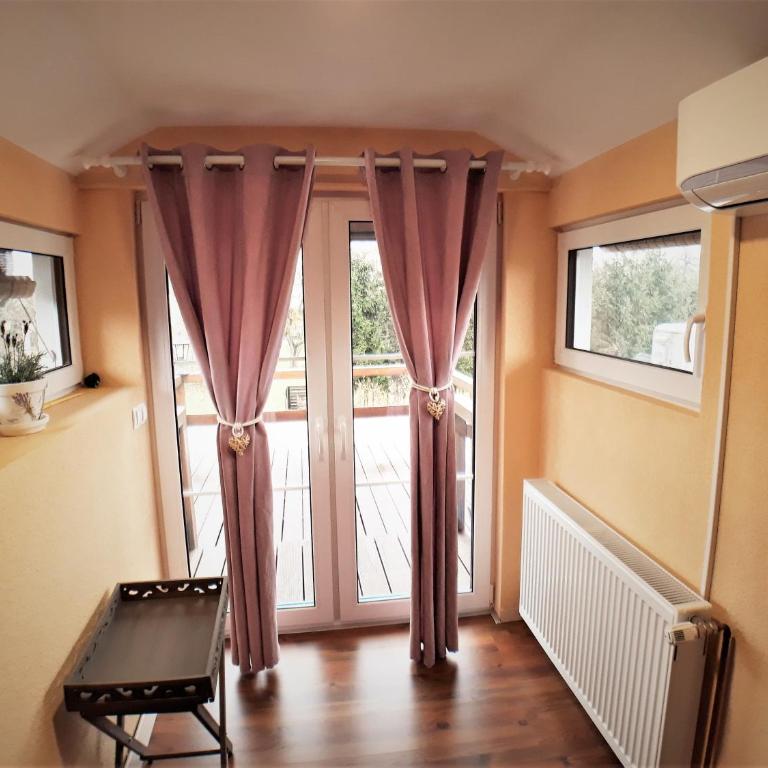 Landhaus Noreia - Studio-Apartment mit Terrasse - 5