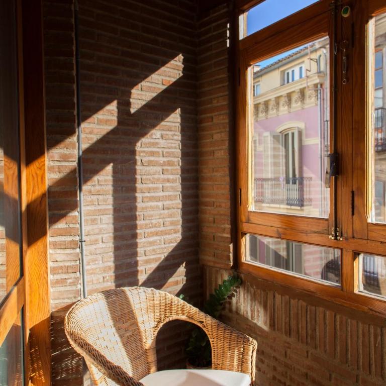 FLORIT FLATS - Apartment Torres de Quart I - One-Bedroom Apartment - 16