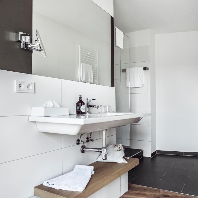 Hotel Weitzer Graz - Centre of Graz - Classic Junior Suite Rubin - 1