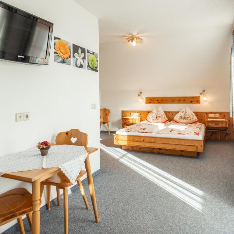 Mittergruberhof - Doppelzimmer mit Balkon - 1