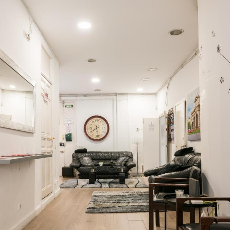M&F 7 ROOMS/7 BATHROOMS OVER GRAN VIA - Superior Apartment - 9