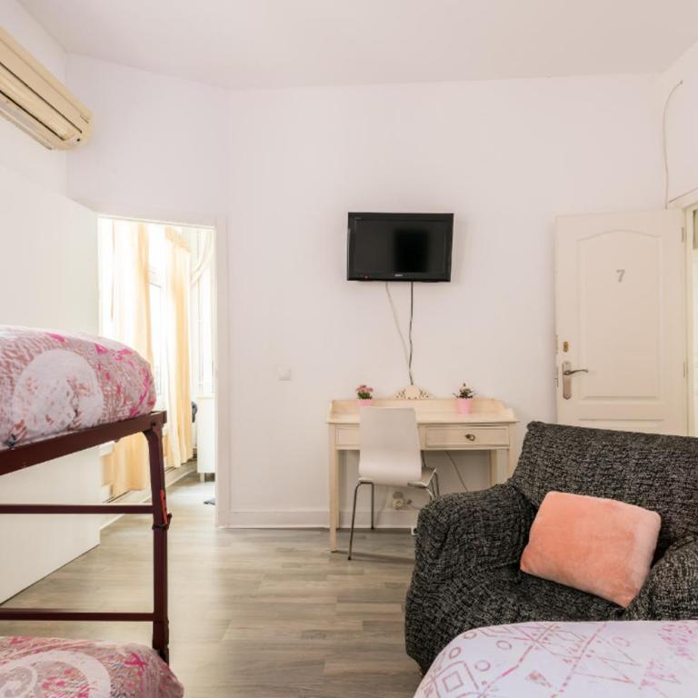 M&F 7 ROOMS/7 BATHROOMS OVER GRAN VIA - Superior Apartment - 33