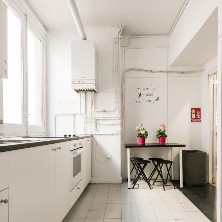 M&F 7 ROOMS/7 BATHROOMS OVER GRAN VIA - Superior Apartment - 56