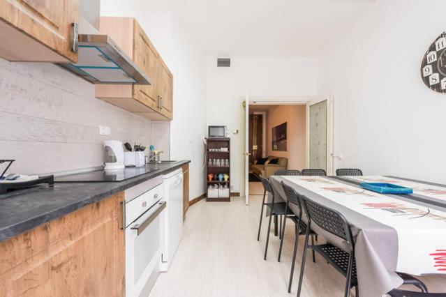 M&F Apartaments Gran Via - Apartamento Superior - 27
