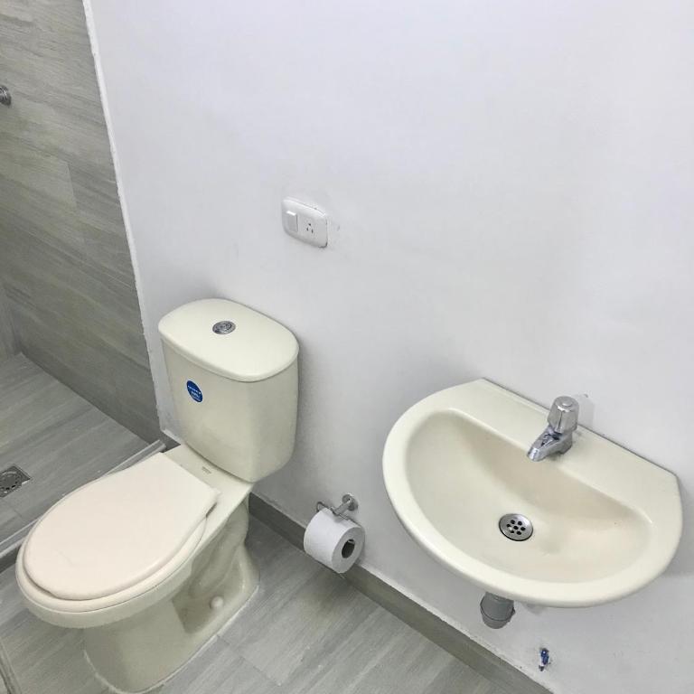 Caribbean Venture Apto 102 - Rodadero, Santa Marta - Apartamento - 4