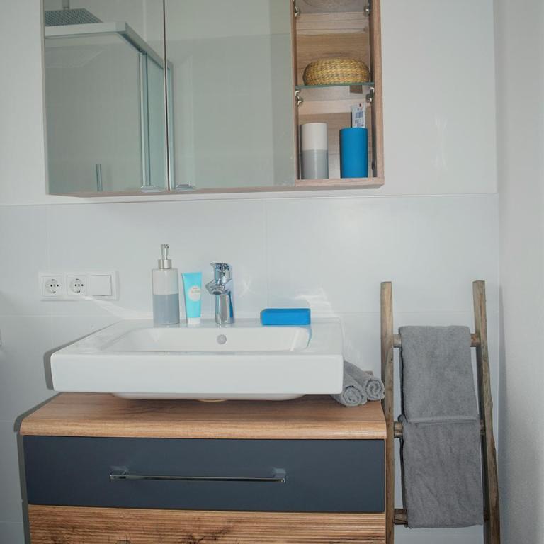 Apartment Laura mit Guest Pass - Appartement - 34