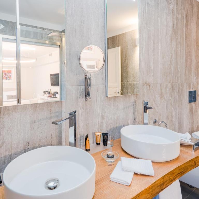 Palazzo Cini Luxury Rooms in Pisa - Camera Matrimoniale con Balcone - 4