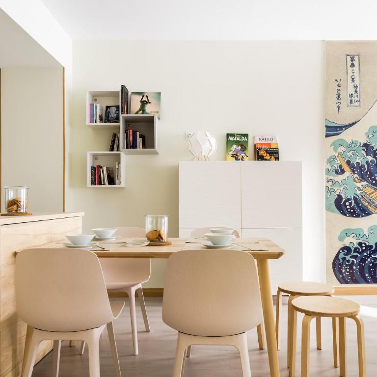 Espacioso 3 hab dobles, 2 baños Centro Ciudad - Three-Bedroom Apartment - 1