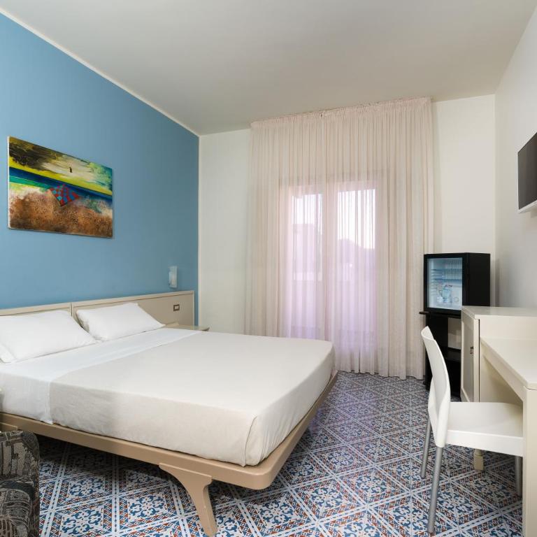 Saracen Sands Hotel & Congress Centre - Palermo - Camera Matrimoniale Classic - 3