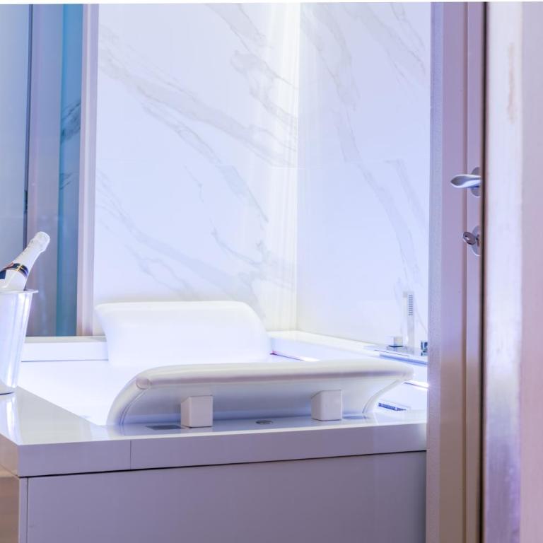 Palazzo Cini Luxury Rooms in Pisa - Camera Matrimoniale Superior con Vasca Idromassaggio - 6