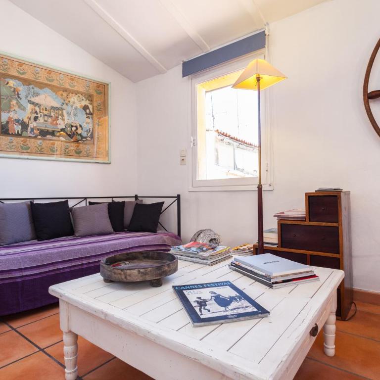 Appartements Vieux Nice / Marché aux fleurs - Appartement 2 Chambres - Ruelle Du Malonat - 13
