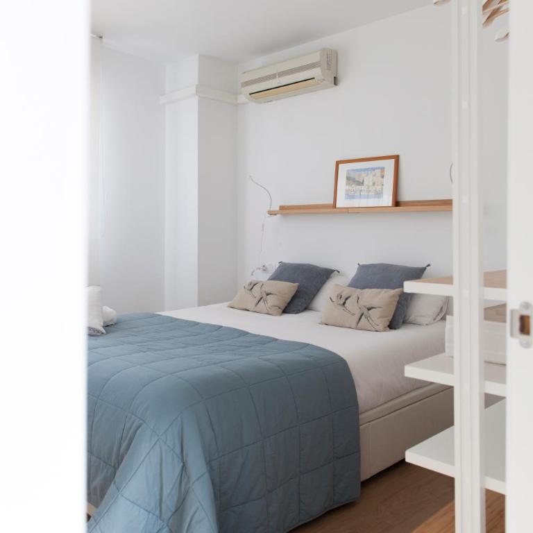FLORIT FLATS - Apartment Torres de Quart II - One-Bedroom Apartment - 14