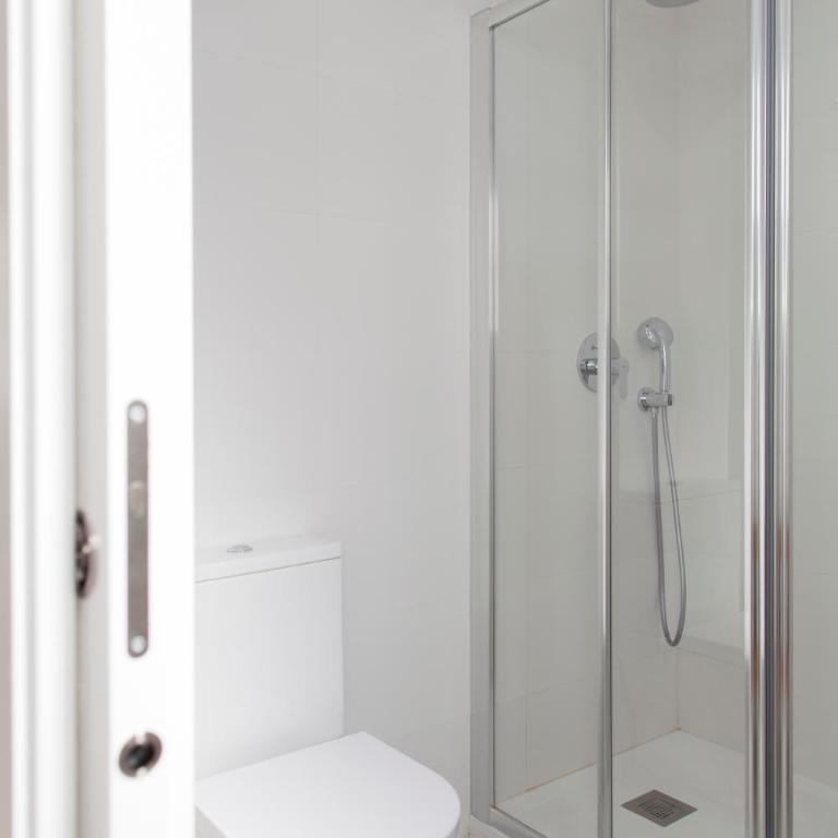 FLORIT FLATS - Apartment Torres de Quart II - One-Bedroom Apartment - 16