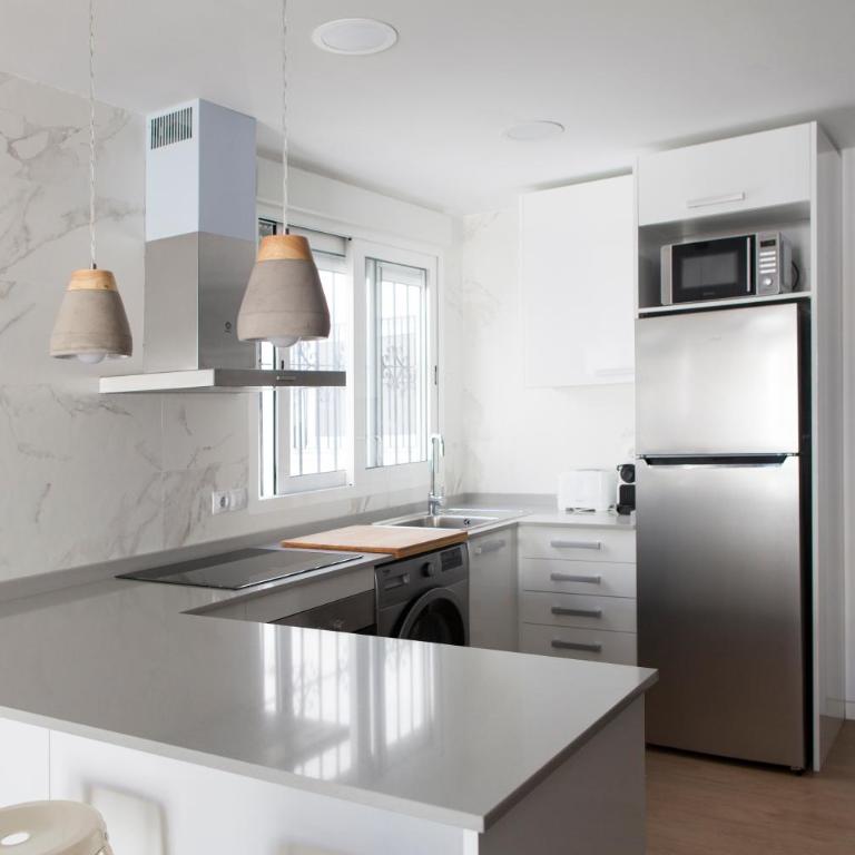 FLORIT FLATS - Apartment Torres de Quart II - One-Bedroom Apartment - 8
